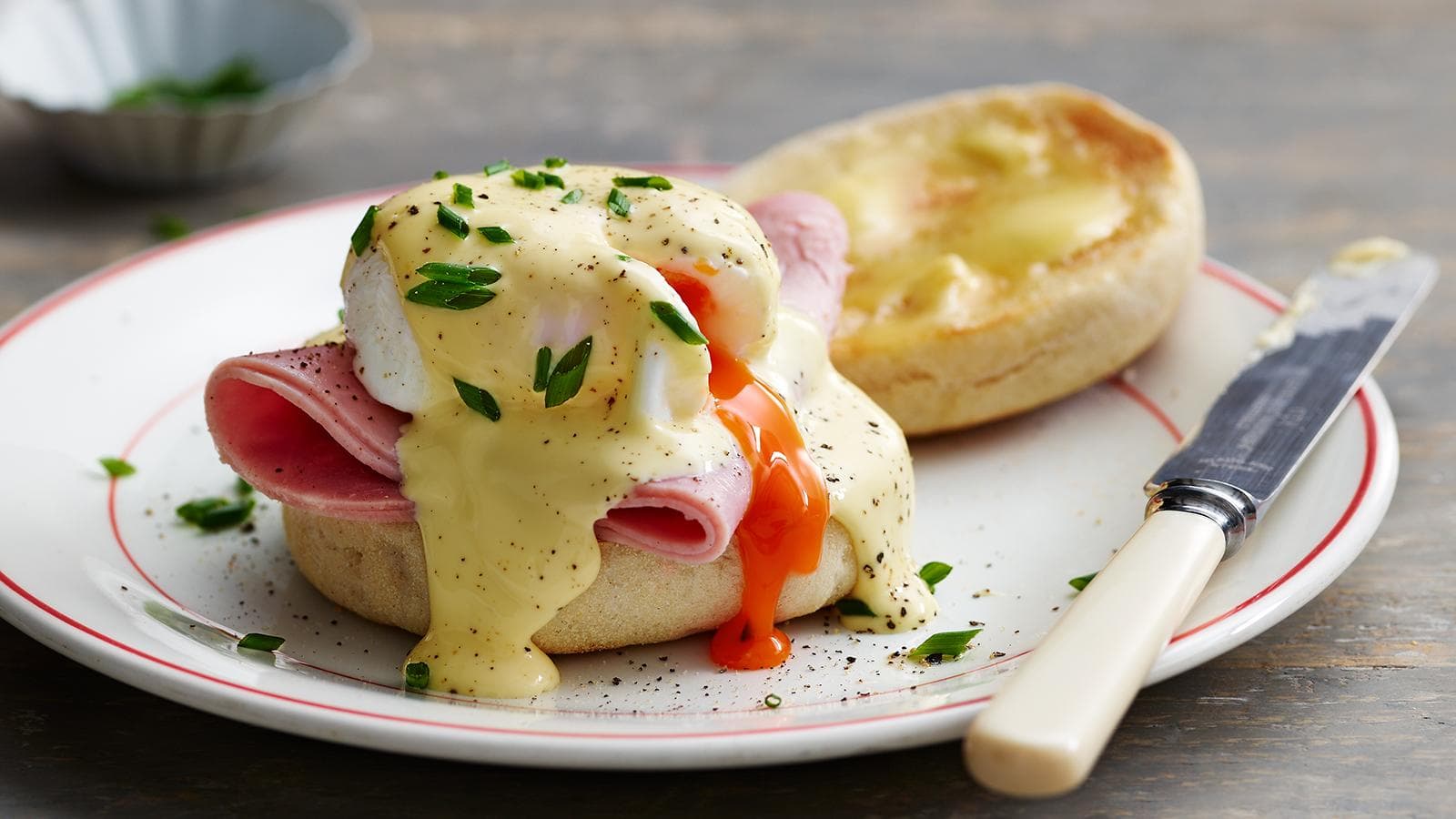 Smoked salmon - and eggs Benedict