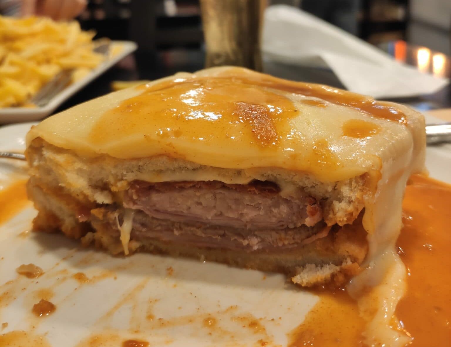 Francesinha - steak sandwich