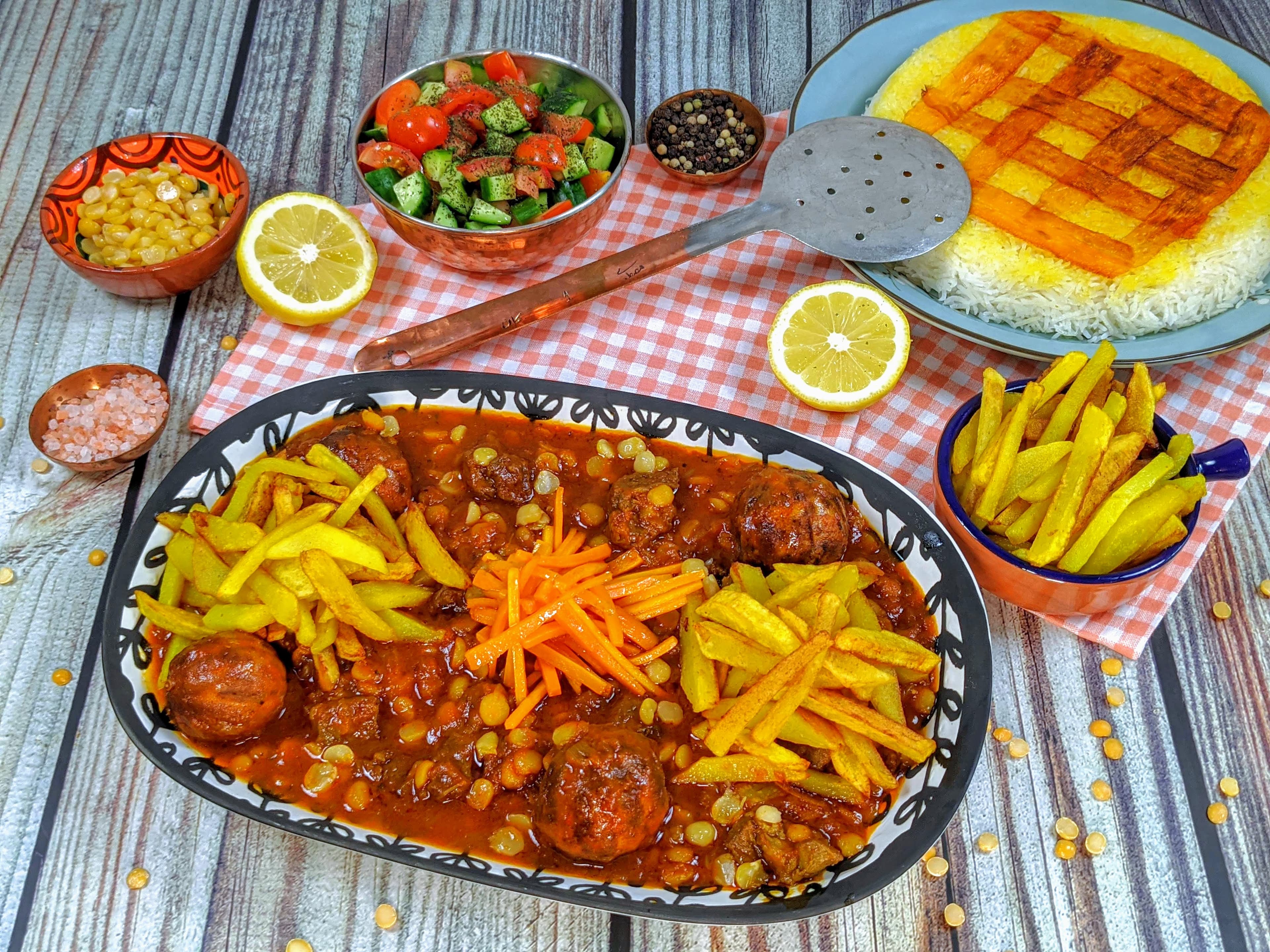Khoresh Gheymeh - beef and yellow split pea stew
