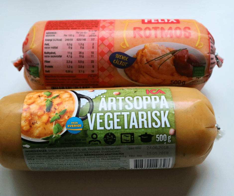 Ärtsoppa och pannkakor - yellow pea soup and pancakes