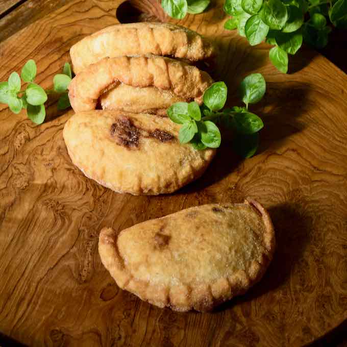 Pastel Mandi'ó - Paraguayan snack like empanada.