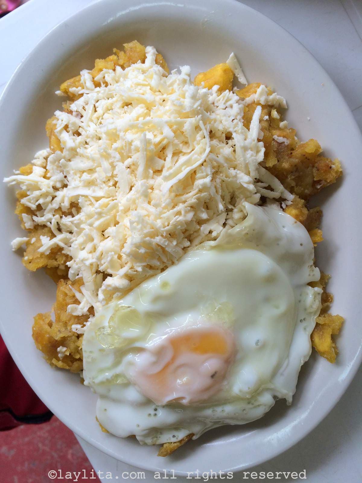 Tigrillo con Queso - creamy green plantain mash with cheese